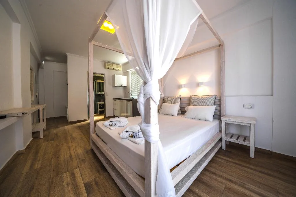 STUDIO SUPERIOR Room, Porto Kalamaki, Crete