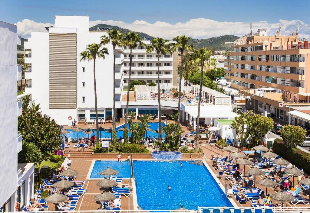 Sports and Entertainment, Globales Resort - Santa Ponsa Park, Majorca