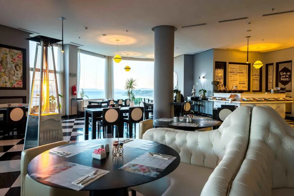 Restaurant, Farah Tanger, Tangier