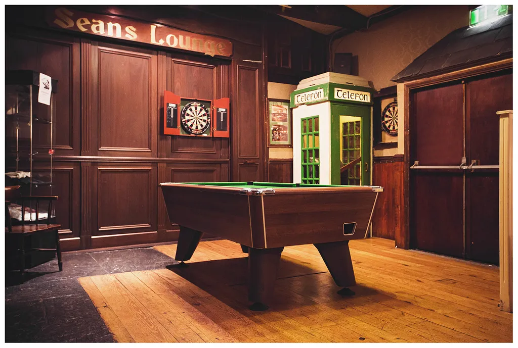Bar, Eviston House Hotel, Kerry County