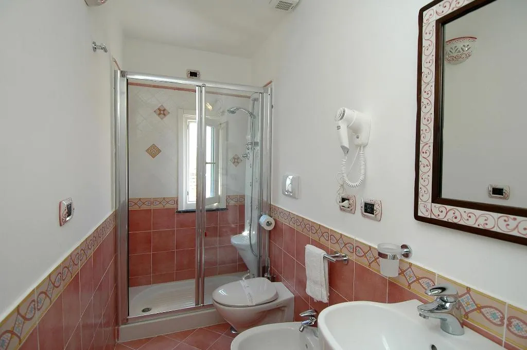 Room, L'Antico Convitto, Naples