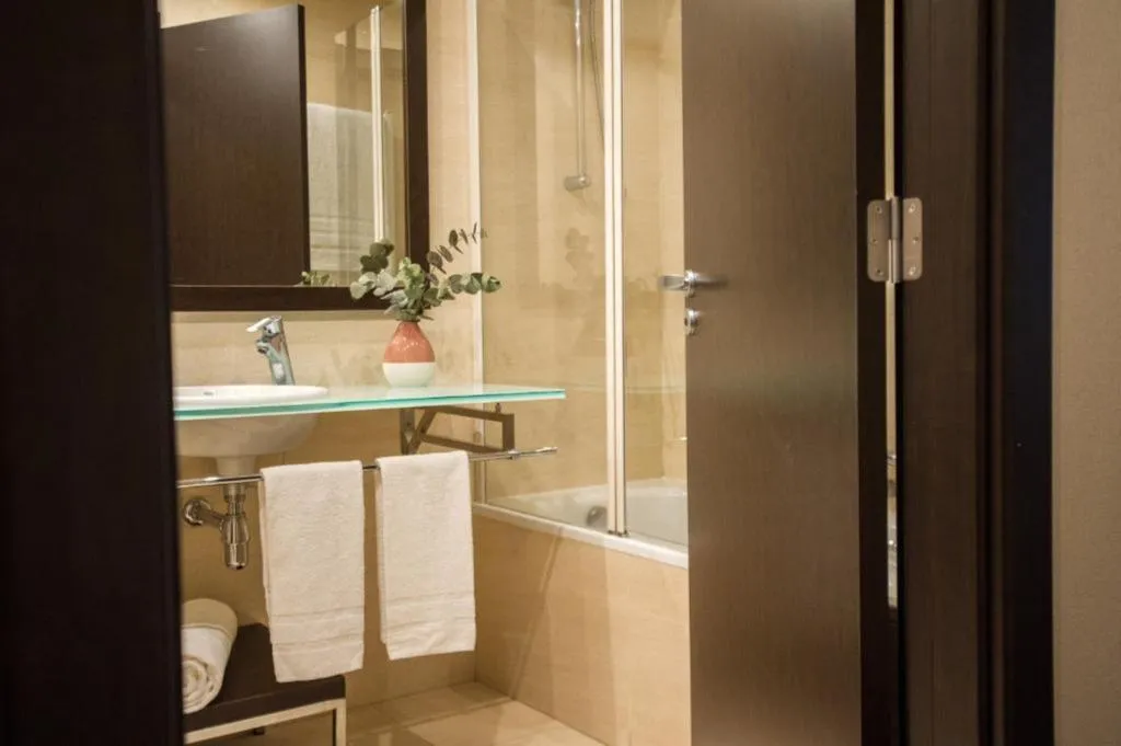 DOUBLE KING SIZE BED Room, azz Valencia Congress Hotel&Spa, Valencia