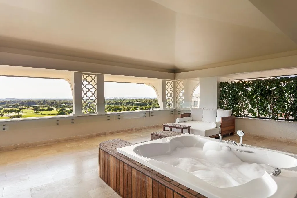 FAMILY ROOM WITH JACUZZI Room, Cullinan Belek, Antalya