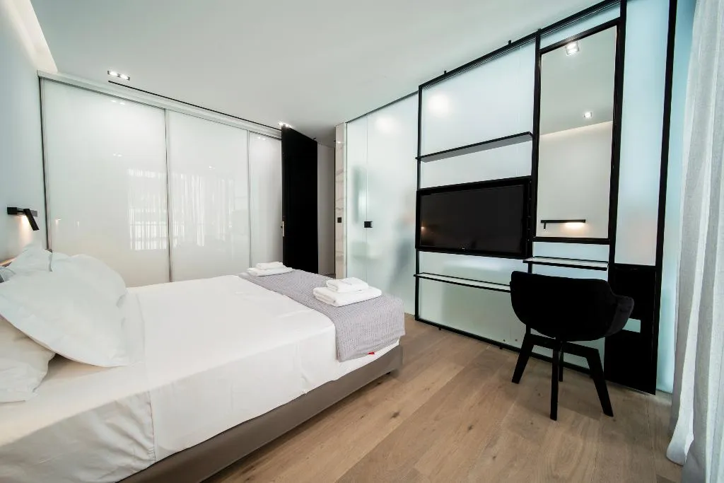 SUITE EXECUTIVE Room, The Duke Boutique Suites, Athens
