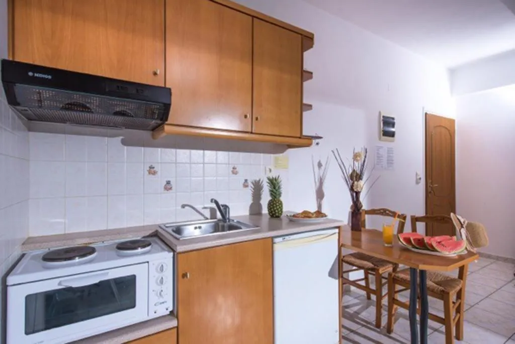 STUDIO CAPACITY 3 Room, Irida Apartments Malia by Estia, Crete