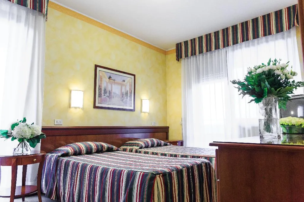 TRIPLE SUPERIOR Room, Ripamonti Residence & Hotel Milan, Milan