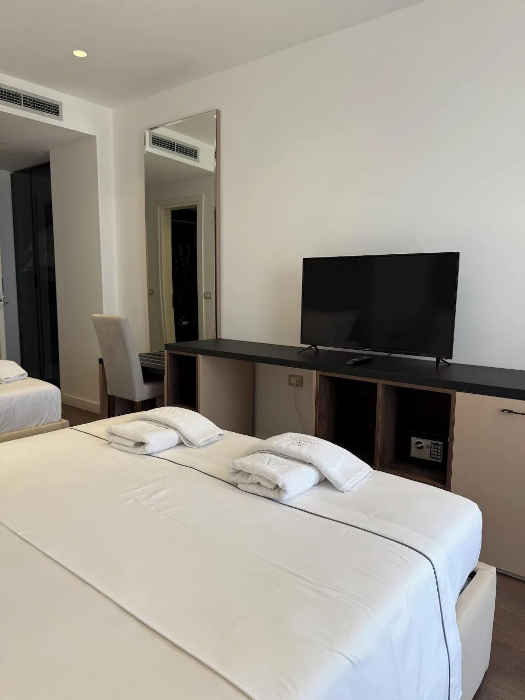 Room, Adria Palace Hotel, Durres