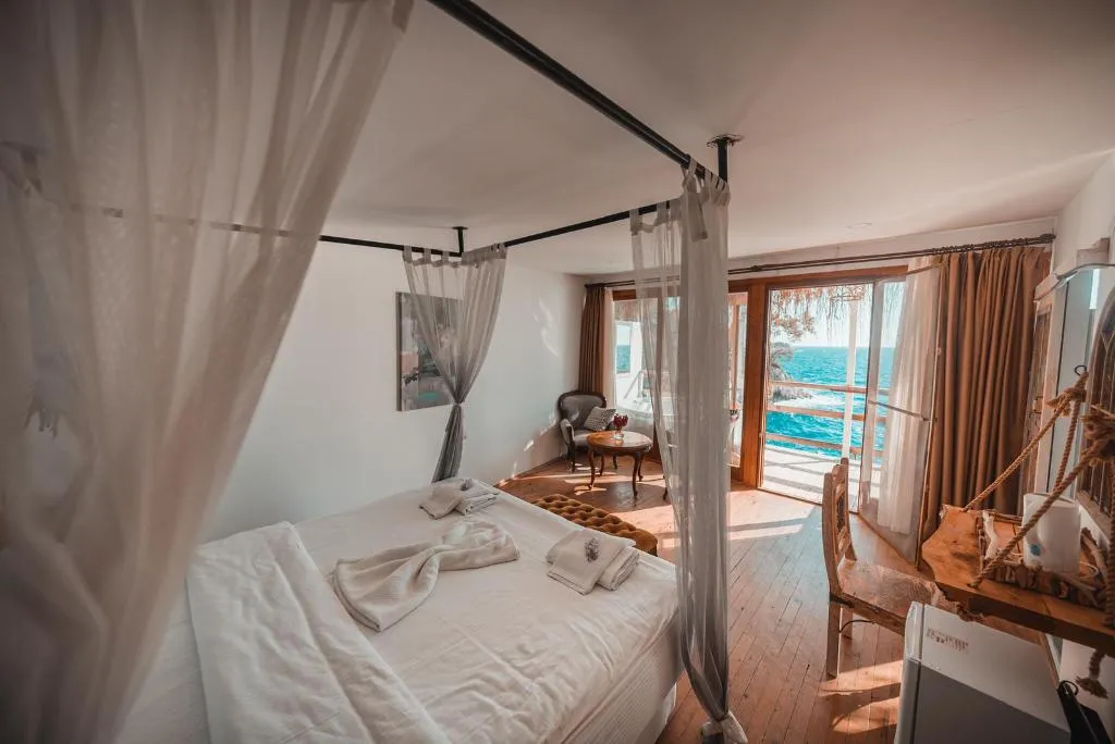SUITE WITH JACUZZI Room, Zakros hotel lykia, Dalaman