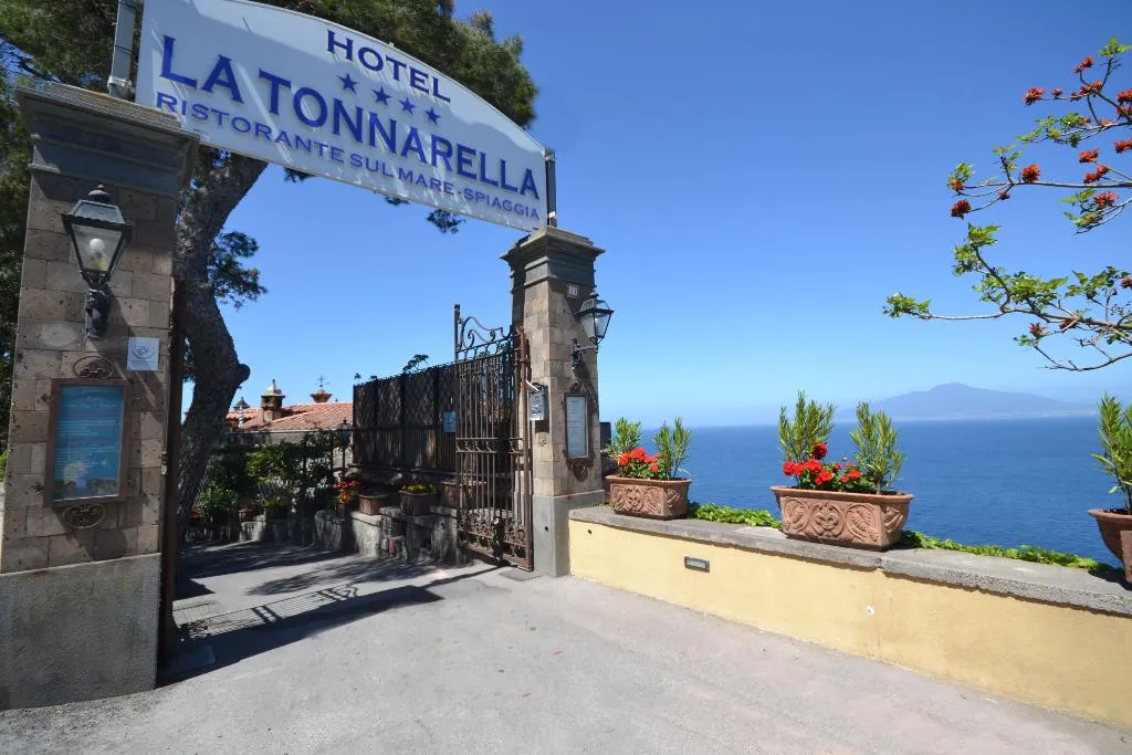 Lobby, La Tonnarella, Naples