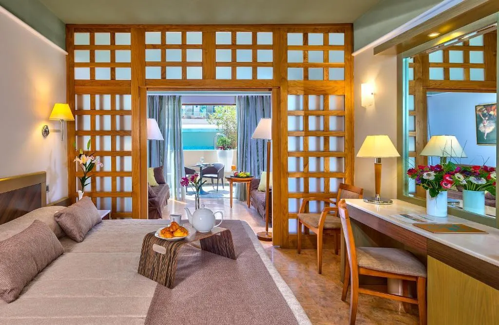 JUNIOR SUITE WITH PRIVATE POOL Room, Porto Platanias Beach Resort & Spa, Crete