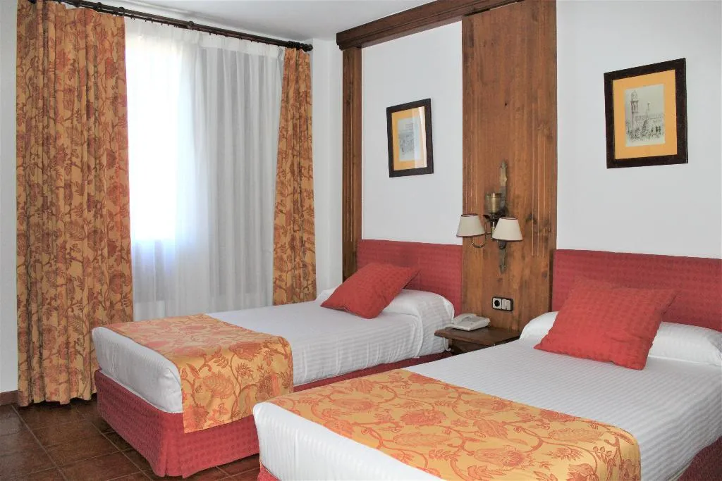 DOUBLE STANDARD Room, El Bedel, Madrid