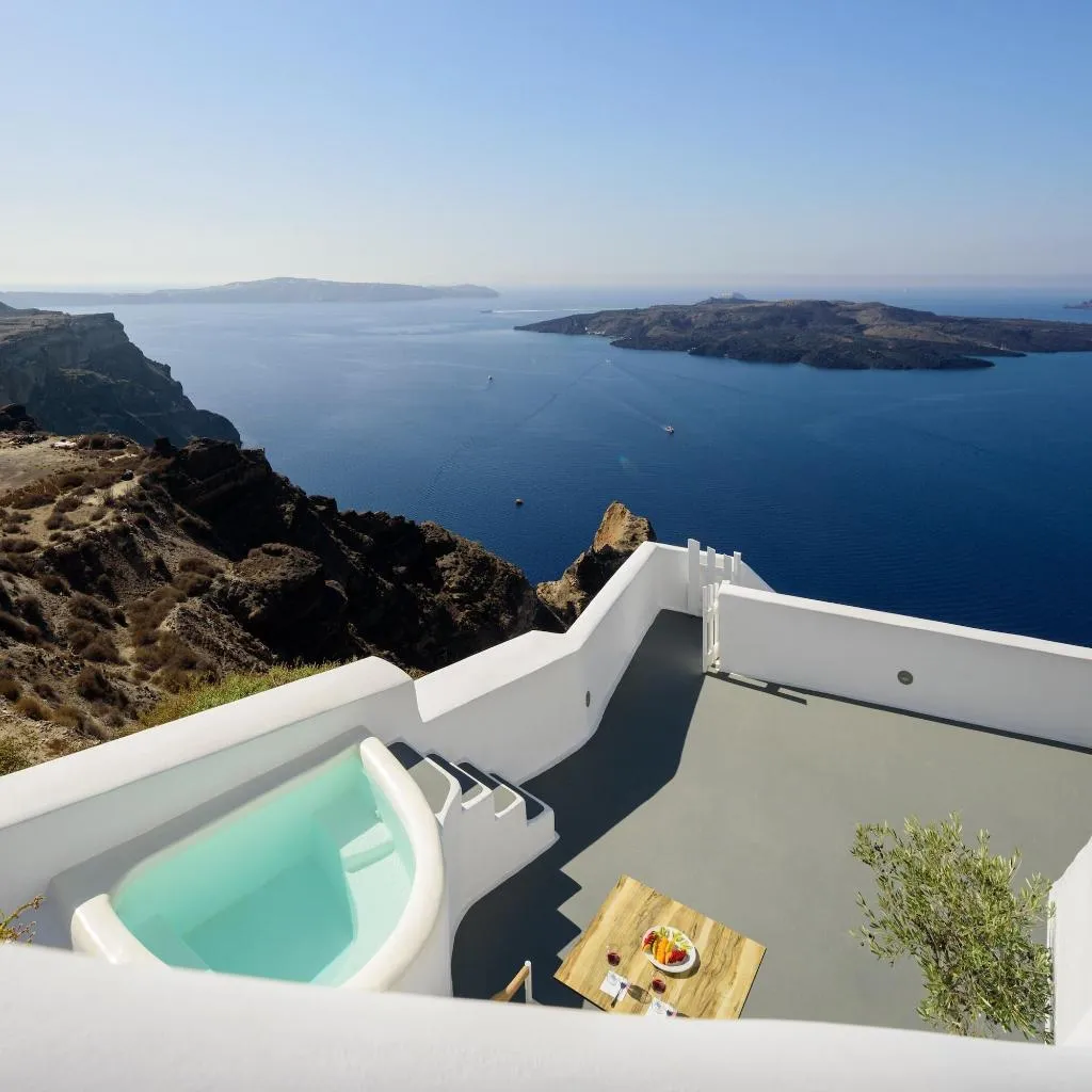 Room, Kamares Apartments, Santorini
