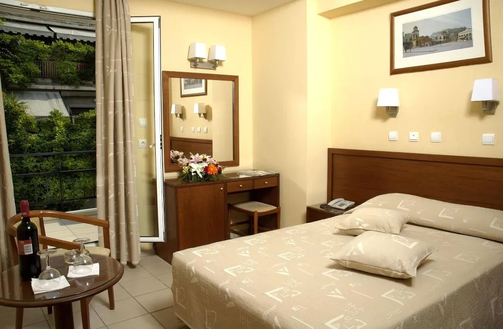 Room, Solomou Athens, Athens