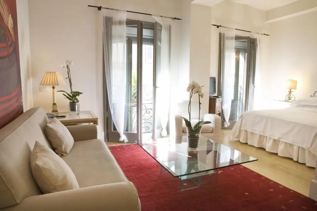 DOUBLE SUPERIOR WITH DOUBLE BED Room, Antica Locanda Dei Mercanti, Milan