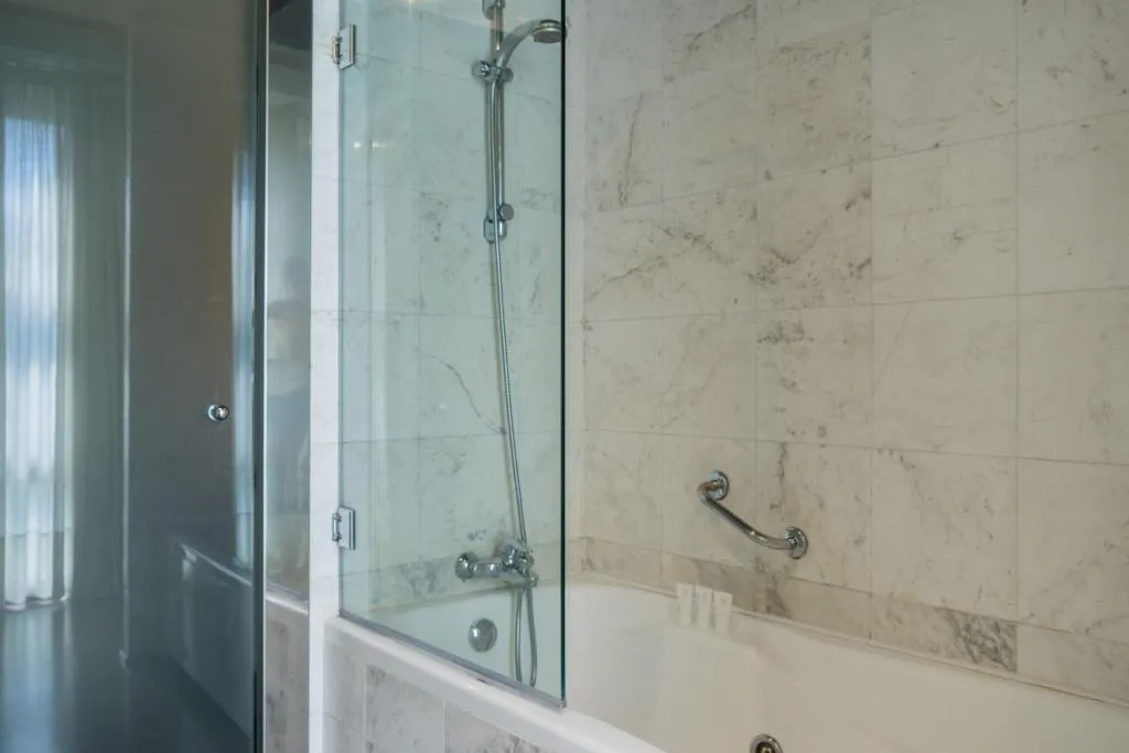 JUNIOR SUITE KING SIZE BED Room, AC Ciudad de Sevilla, Seville