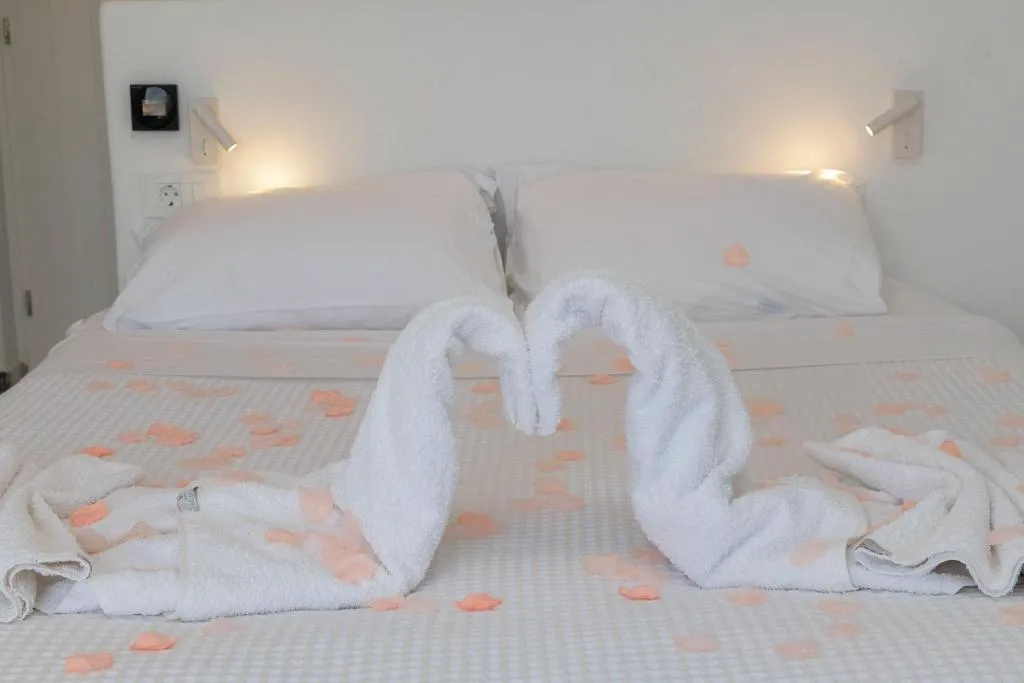 Room, Bianco A Nero, Mykonos