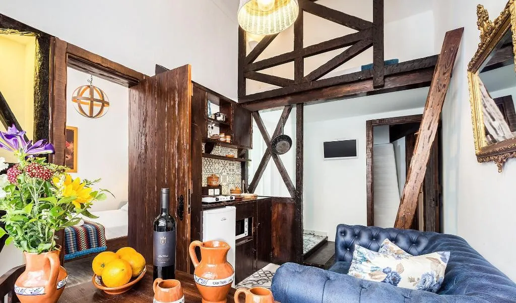 Room, Casinha Dos Sapateiros, Lisbon