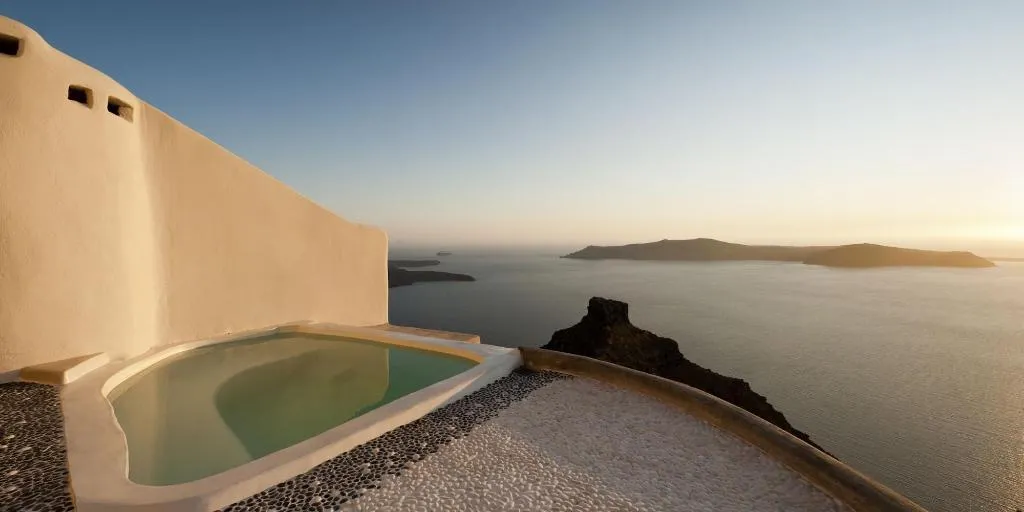 SUITE WITH JACUZZI WITH VIEWS Room, Kapari Natural Resort - member of Unique Lodges Na, Santorini