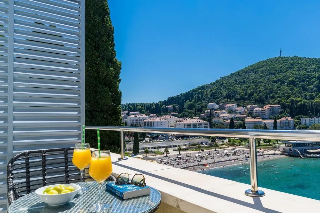 APARTMENT SEA VIEW WITH BALCONY Room, Art Hotel, Dubrovnik