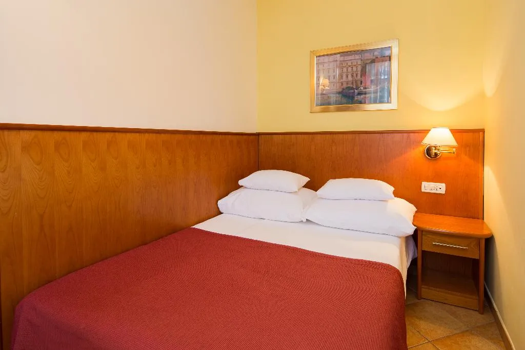 FAMILY ROOM DELUXE Room, Hotel Zora, Split