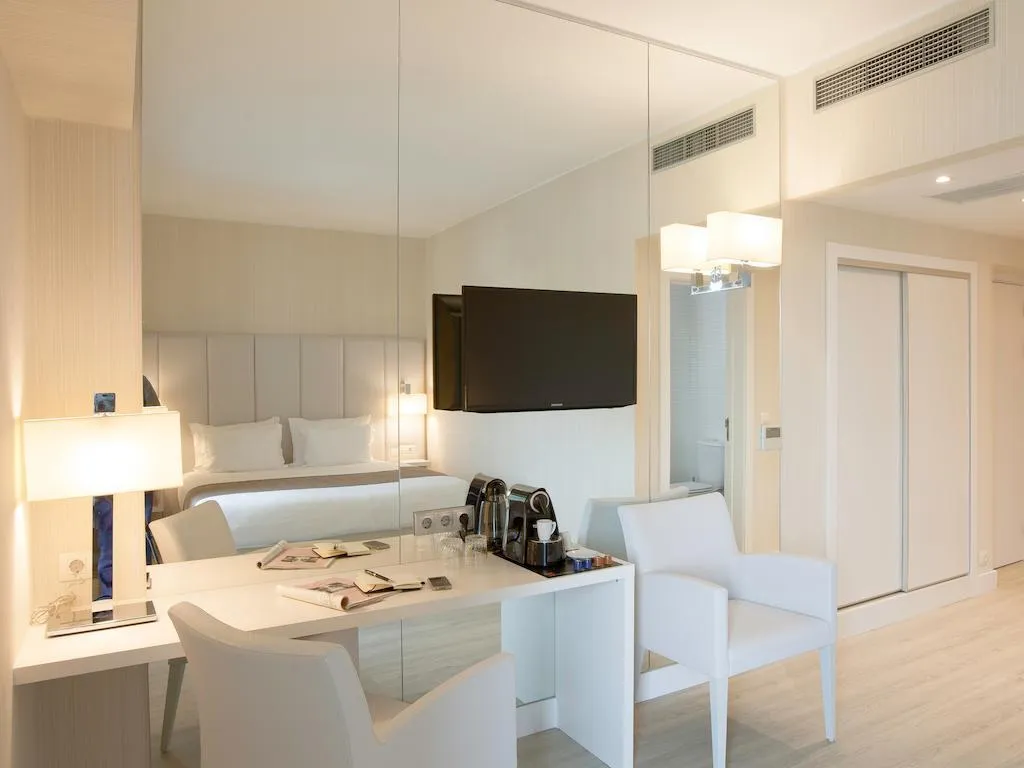 Double or Twin PREMIUM Room, Lutecia Smart Design Hotel, Lisbon