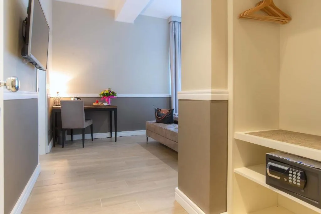 FAMILY ROOM CONNECTING ROOM Room, Fragrance St Peter Hotel, Rome