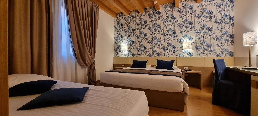 TRIPLE CLASSIC Room, Unaway Ecohotel Villa Costanza Venezia, Venice