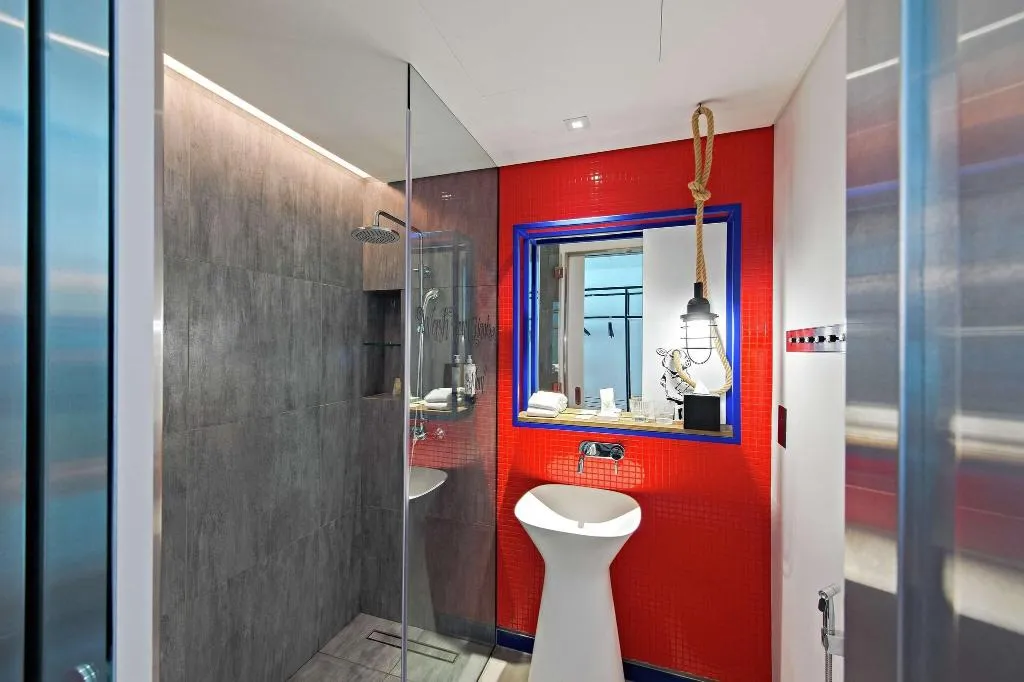 Room, Hampton by Hilton Dubai Al Seef, Dubai