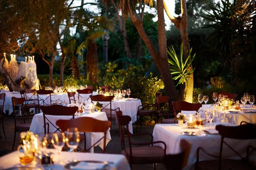 Restaurant, Marbella Club Hotel, Costa Del Sol