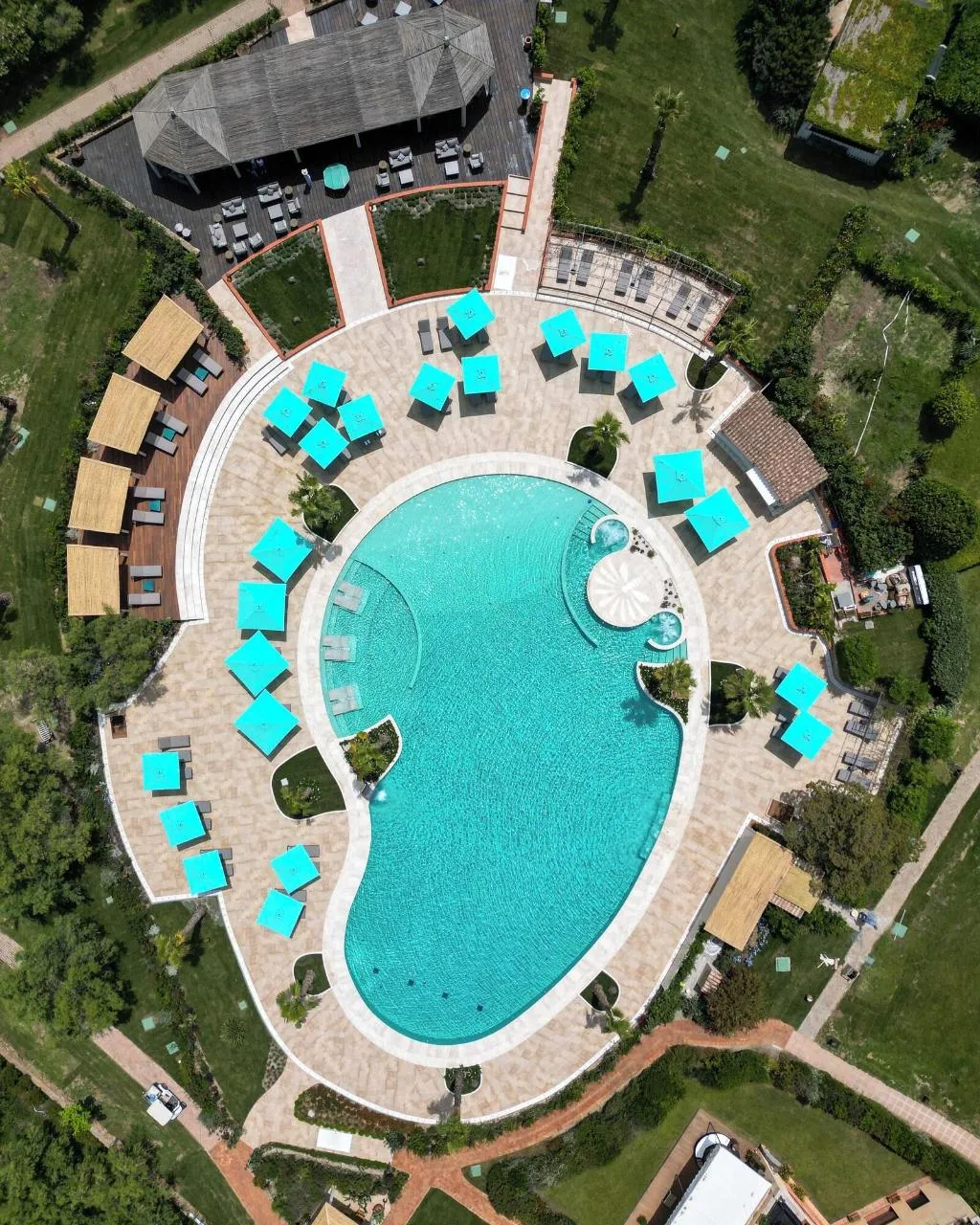 Pool, Abi d'Oru, Olbia