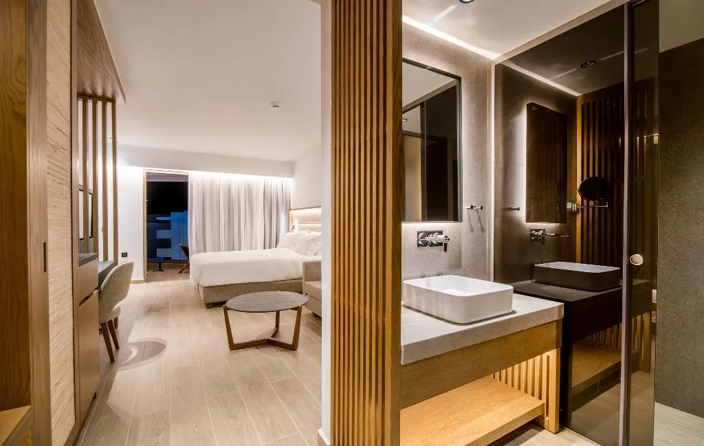 Double or Twin GARDEN VIEW Room, AKASHA Beach Hotel and Spa, Crete
