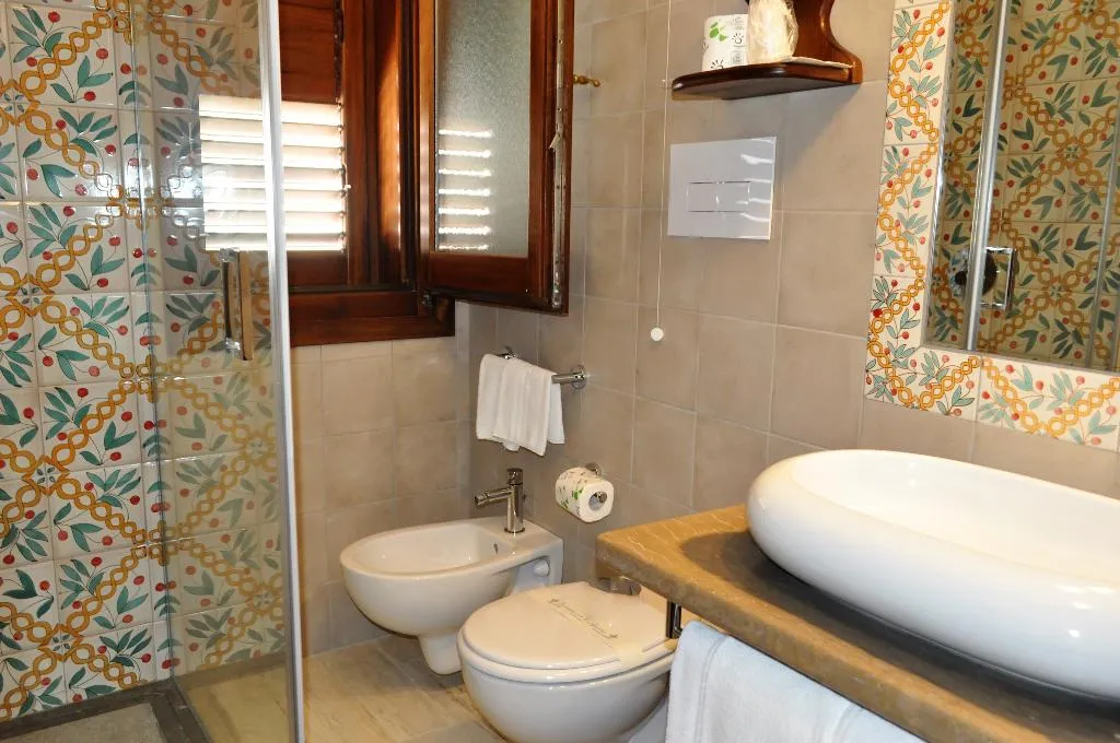 DOUBLE STANDARD Room, Al-Taïr, Palermo