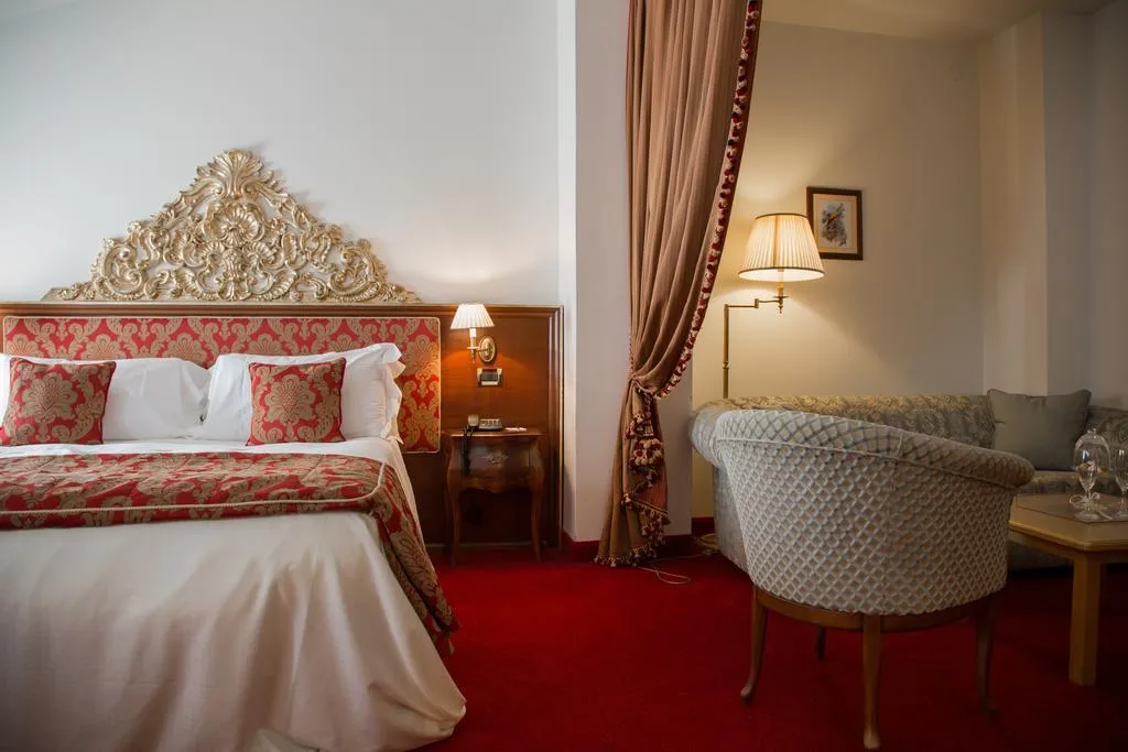 JUNIOR SUITE CAPACITY 1 Room, Villa Condulmer, Venice