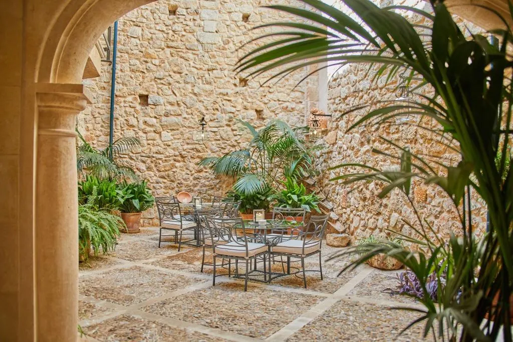 Terrace, Cas Comte Petit Hotel & Spa, Majorca