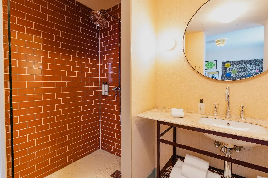 Double or Twin DELUXE Room, Hotel Mercier, Amsterdam