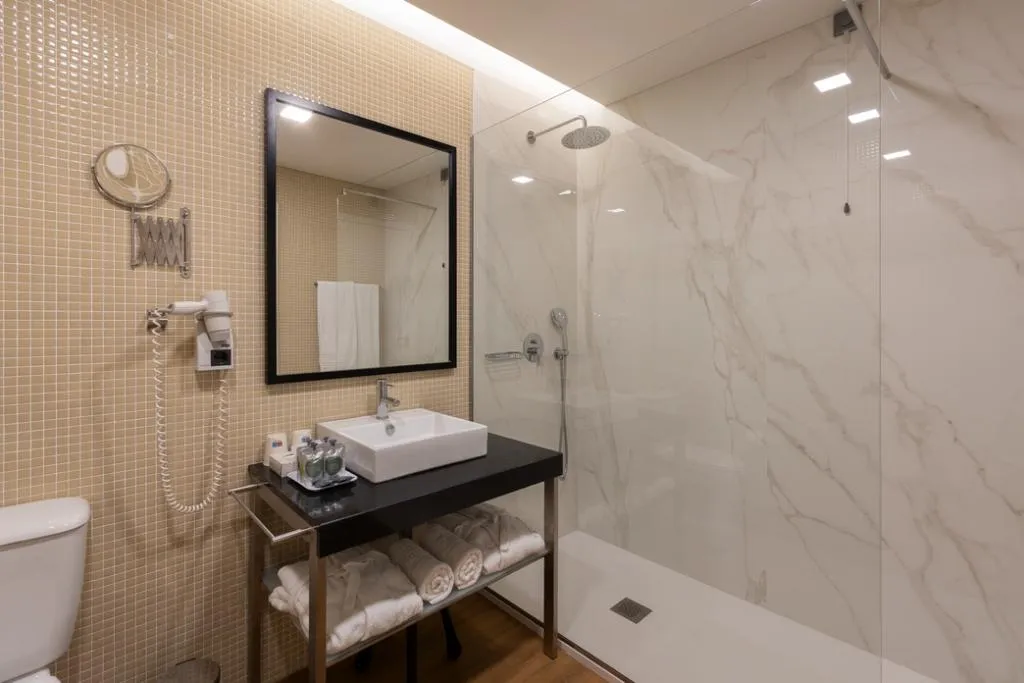 SUITE SEA VIEW Room, Hotel Flor de Sal by the Editory, Porto