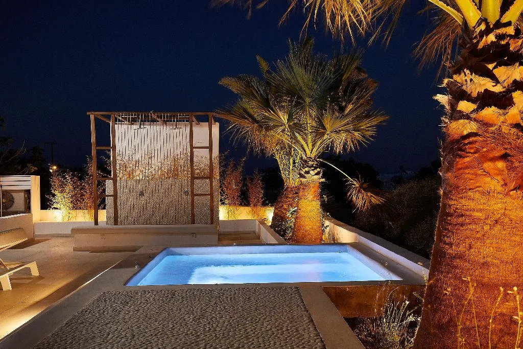 Pool, Petri Suites, Santorini