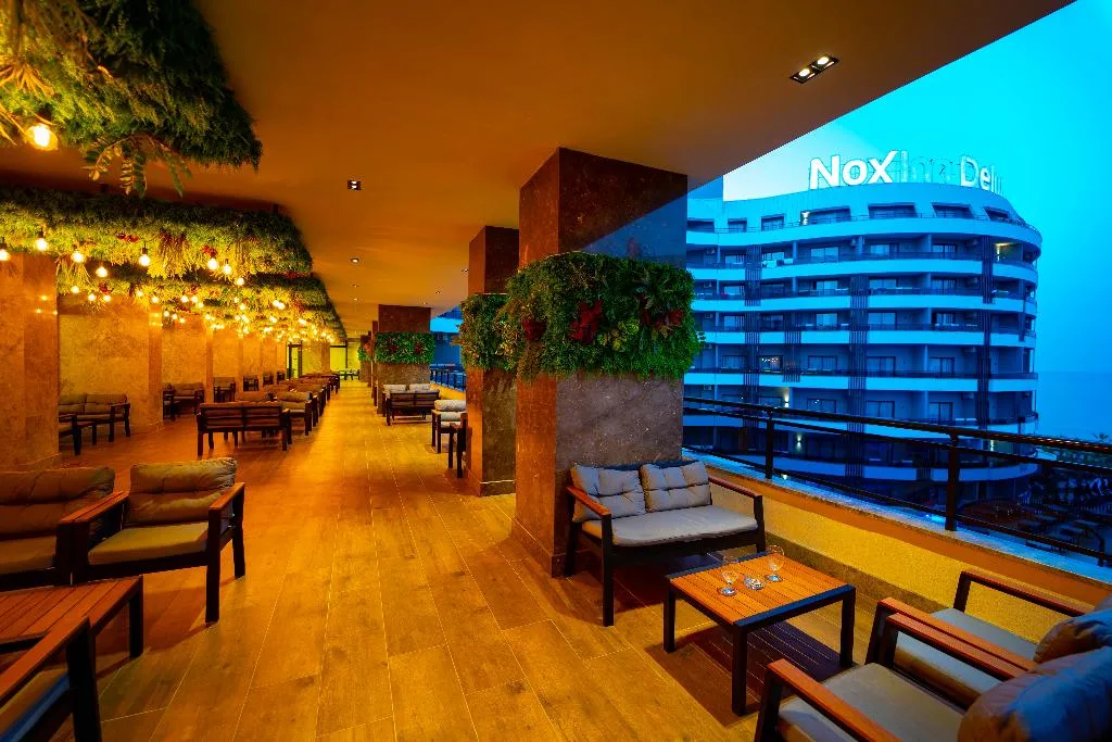Terrace, NoxInn Deluxe Hotel, Antalya