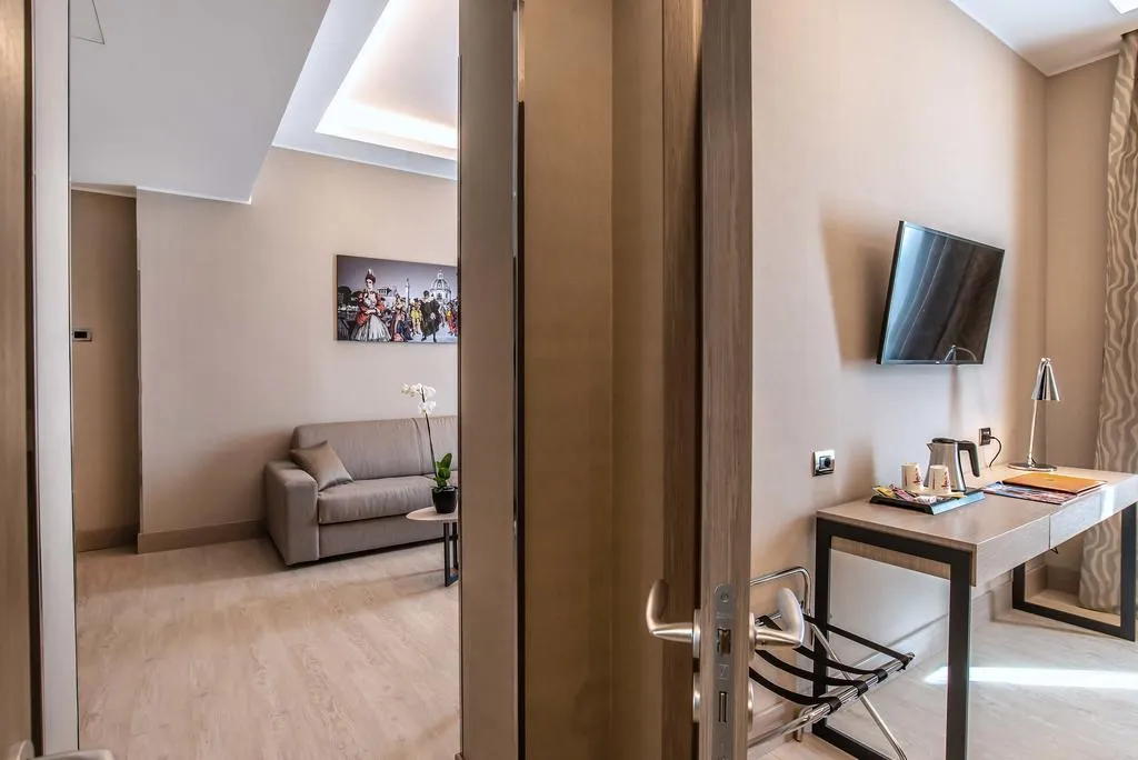 SUITE STANDARD Room, Genova, Rome