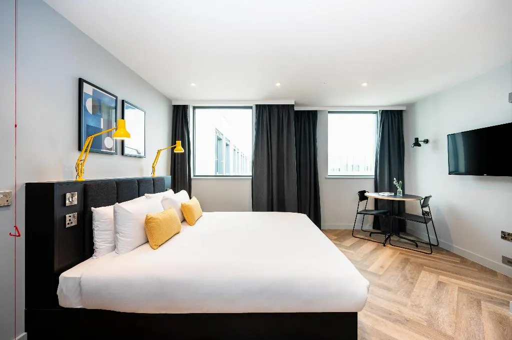 STUDIO Accessible Room, Staycity Aparthotels Tivoli, Dublin