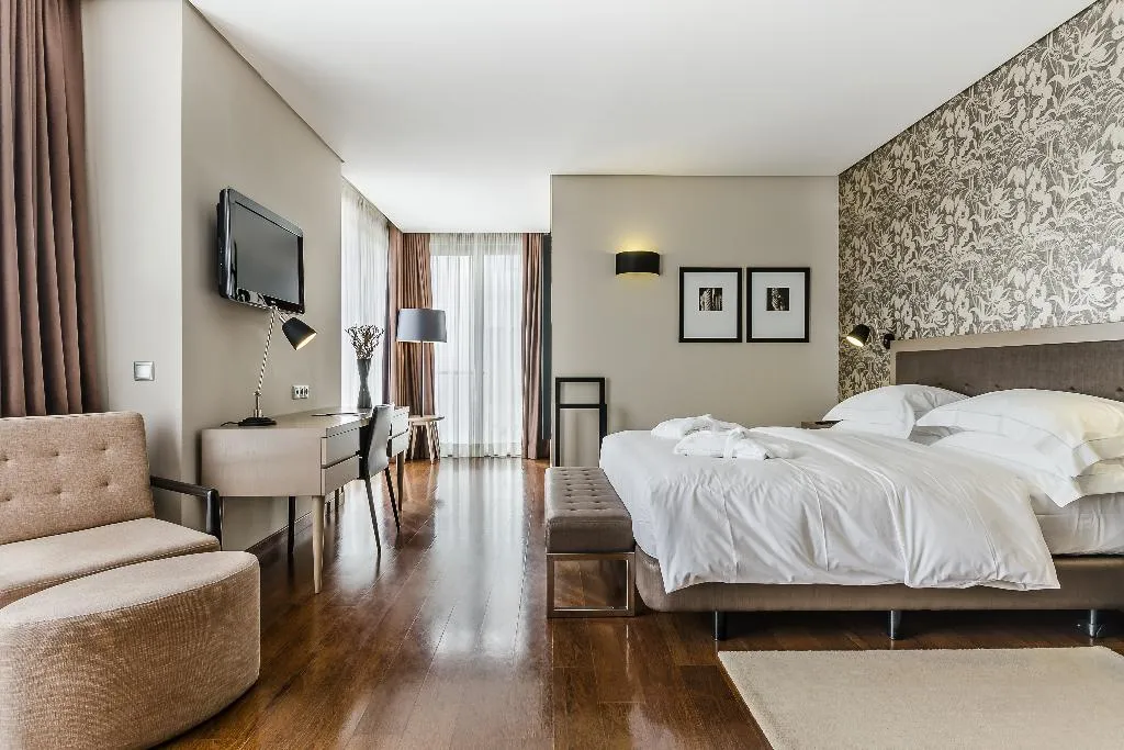 JUNIOR SUITE STANDARD Room, Villa Batalha, Porto