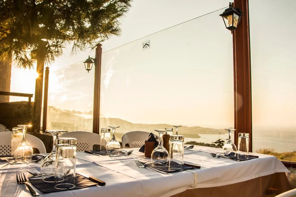Restaurant, Spiros-Soula Family Hotel & Thematic Suites, Crete