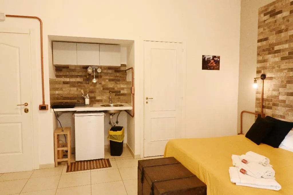 DOUBLE CLASSIC KING BED Room, Napoli Cityscape, Naples