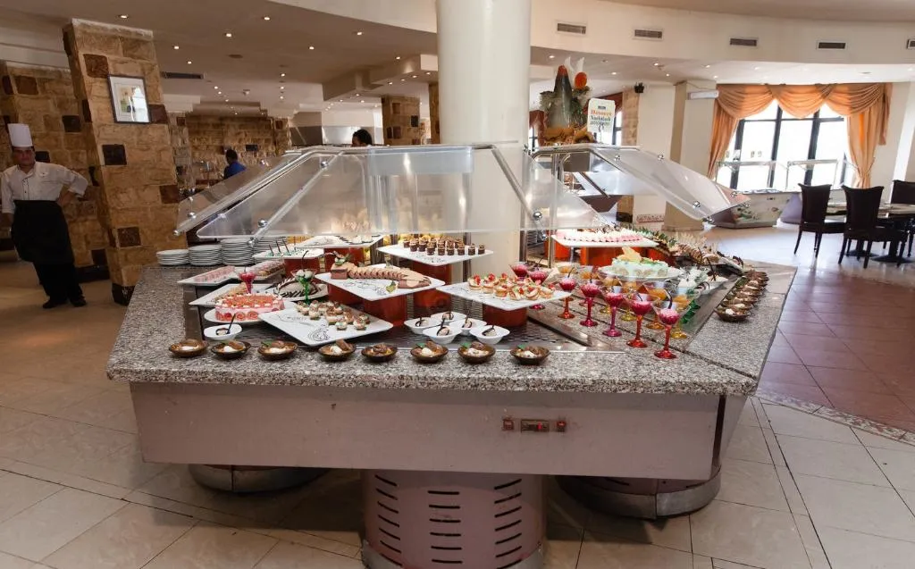 Restaurant, Golden 5 Almas Resort, Red Sea Riviera