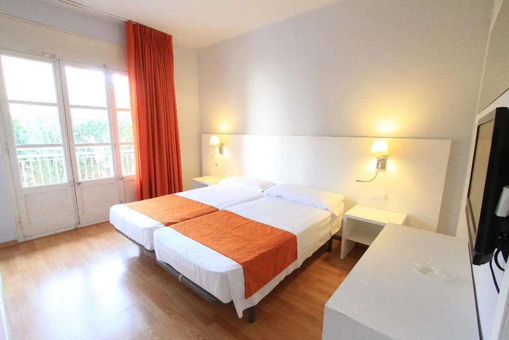 Room, Villa Garbi, Costa Brava