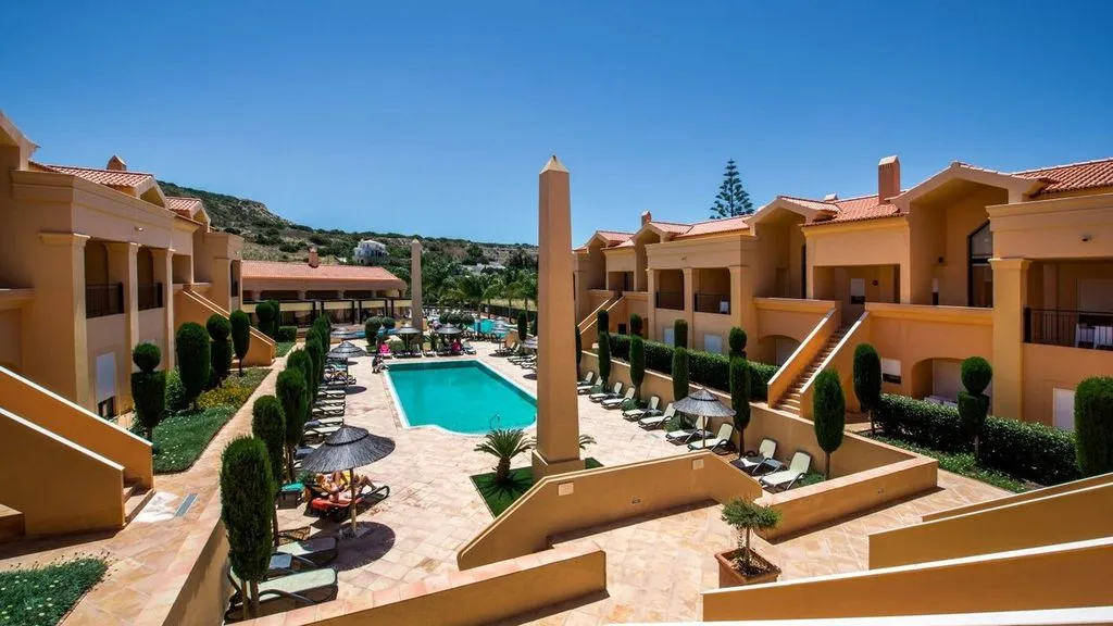 Pool, Baia da Luz, Algarve