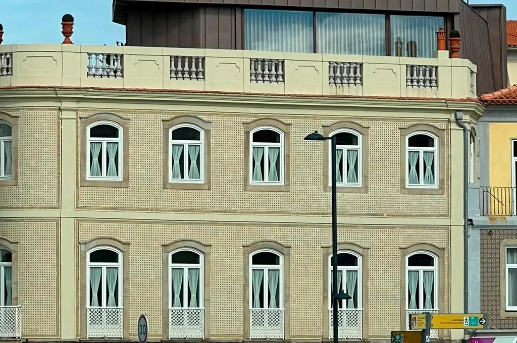 General view, 1877 Estrela Palace Hotel, Porto