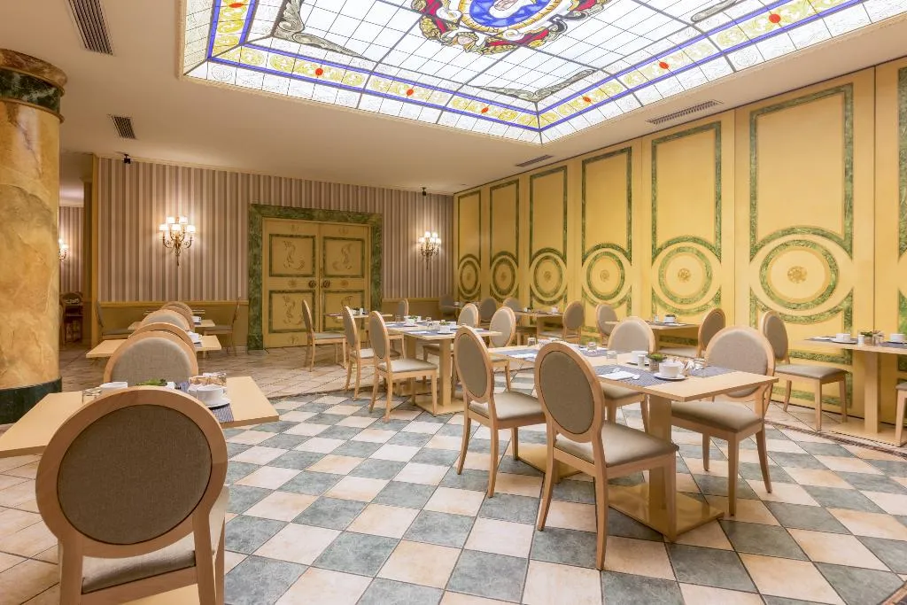 Restaurant, Dorma Reina Isabel, Madrid