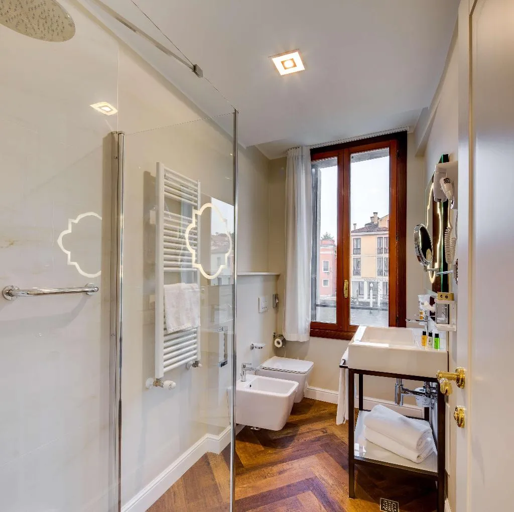 Room, CHC Continental, BW Premier Collection, Venice