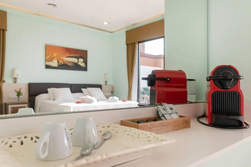 Room, Hotel Llar De Capitans, Barcelona